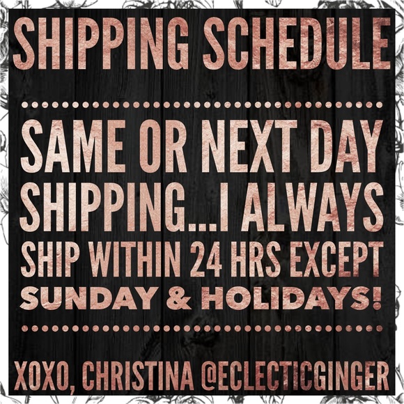 ❣️Bookmark my closet❣️ - Picture 5 of 8